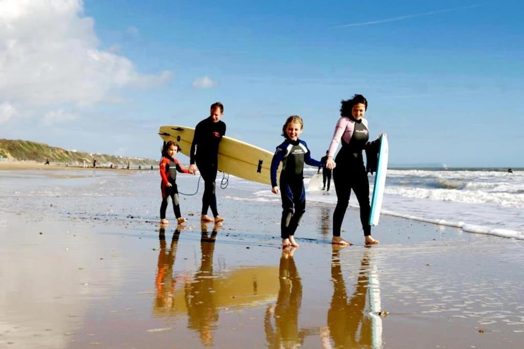 Bournecoast - Stylish Flat With Balcony - Sea Glimpses - 10 Min Walk To Beach - Parking - Wifi - Fm8405 Bournemouth Eksteriør billede